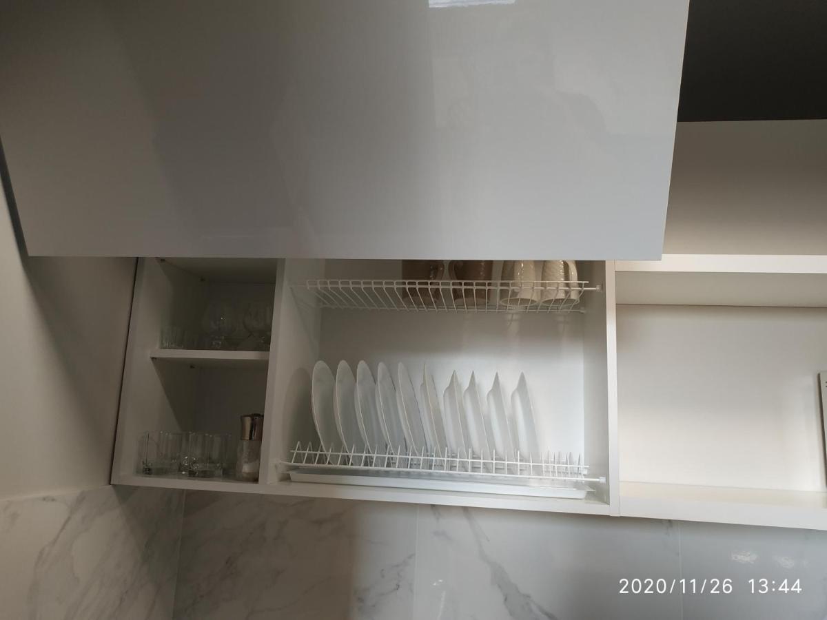 Vip Apartment У Центрі Міста, Новобуджк Театральний,Дуже Простора Rivne Eksteriør bilde