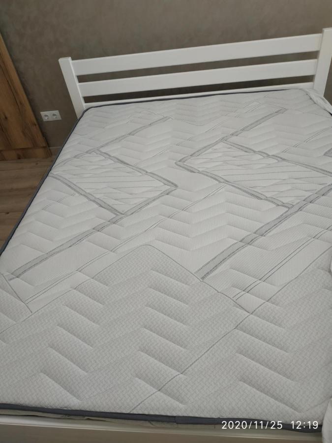 Vip Apartment У Центрі Міста, Новобуджк Театральний,Дуже Простора Rivne Eksteriør bilde