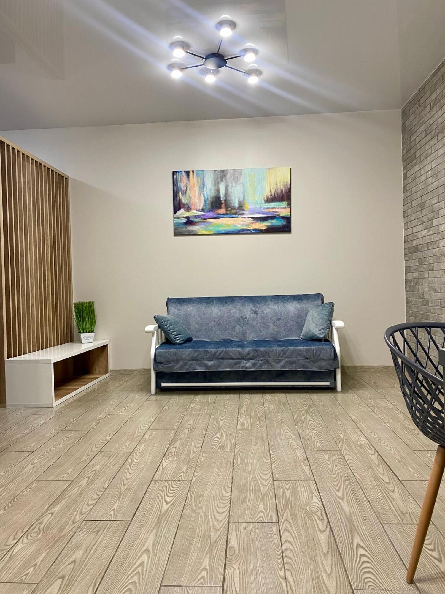 Vip Apartment У Центрі Міста, Новобуджк Театральний,Дуже Простора Rivne Eksteriør bilde